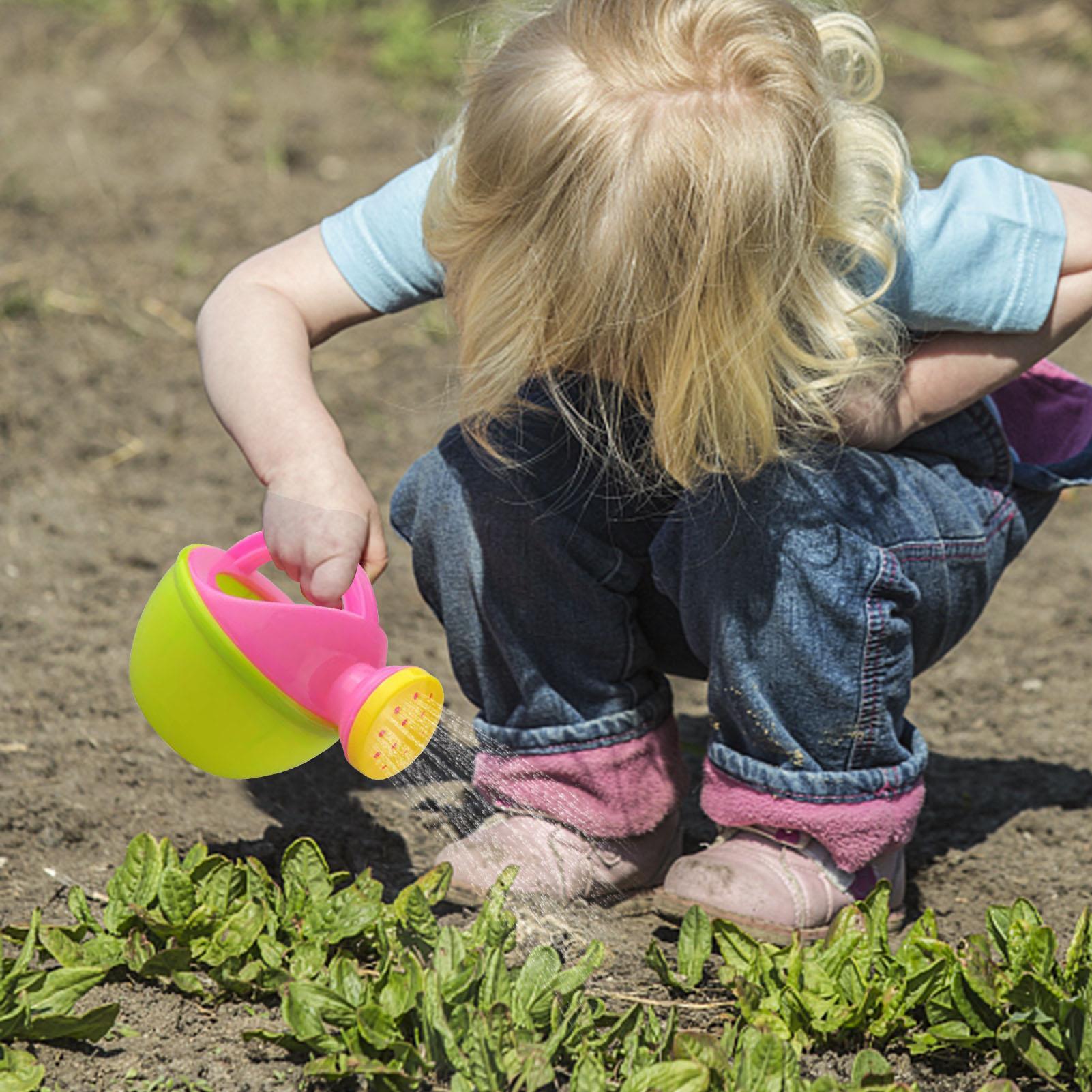 ミニ小型ベビーバスおもちゃ カラフルなプラスチック製じょうろ - Gardening Tools Girls のレビューと価格